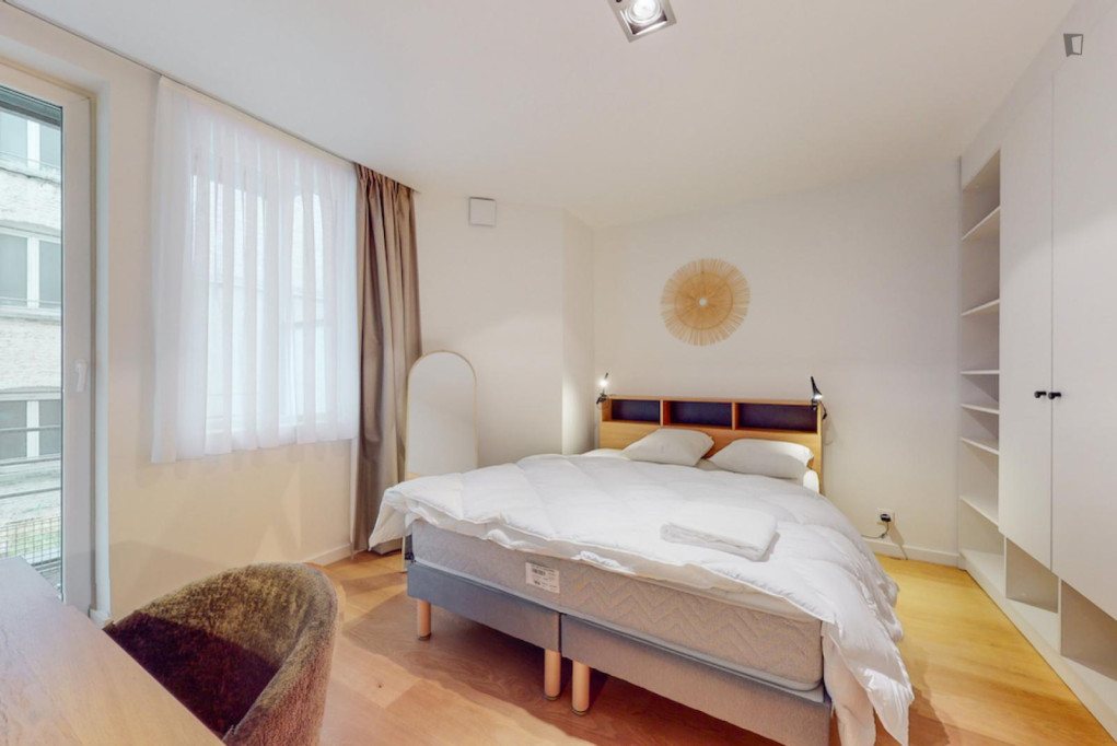 Lovely apartment near Madou metro station