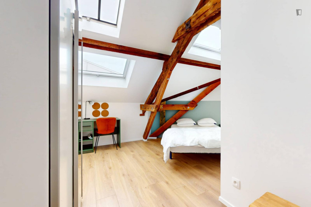 Cosy double bedroom near Schaerbeek station - Bruxelles - chambre - ImmoJeune