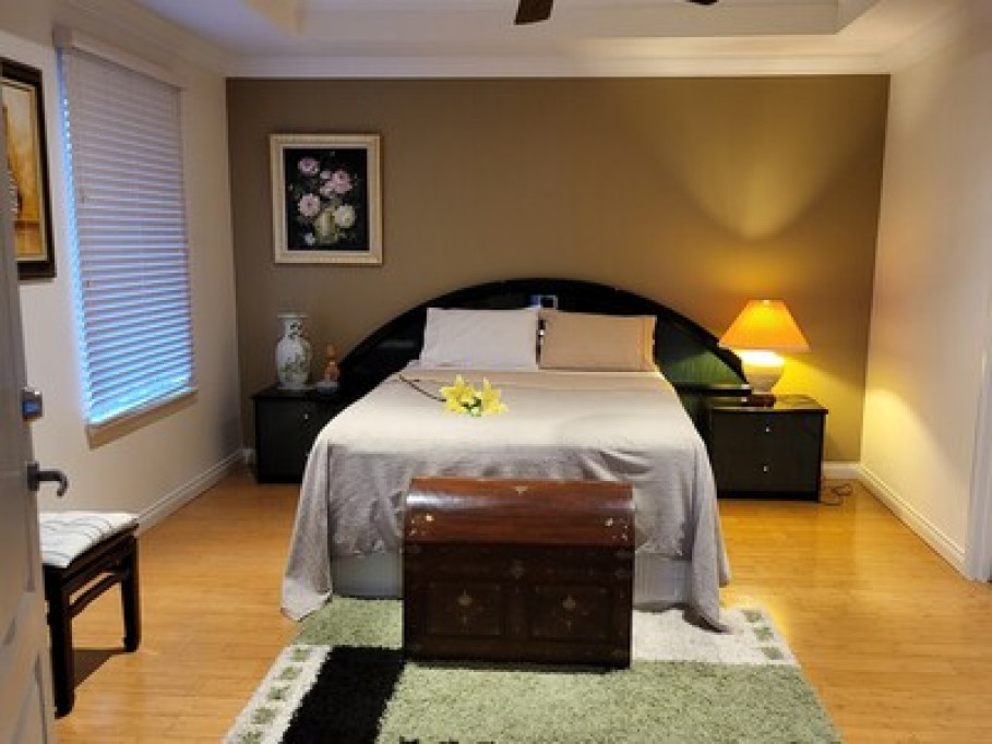 Spacious suite for rent