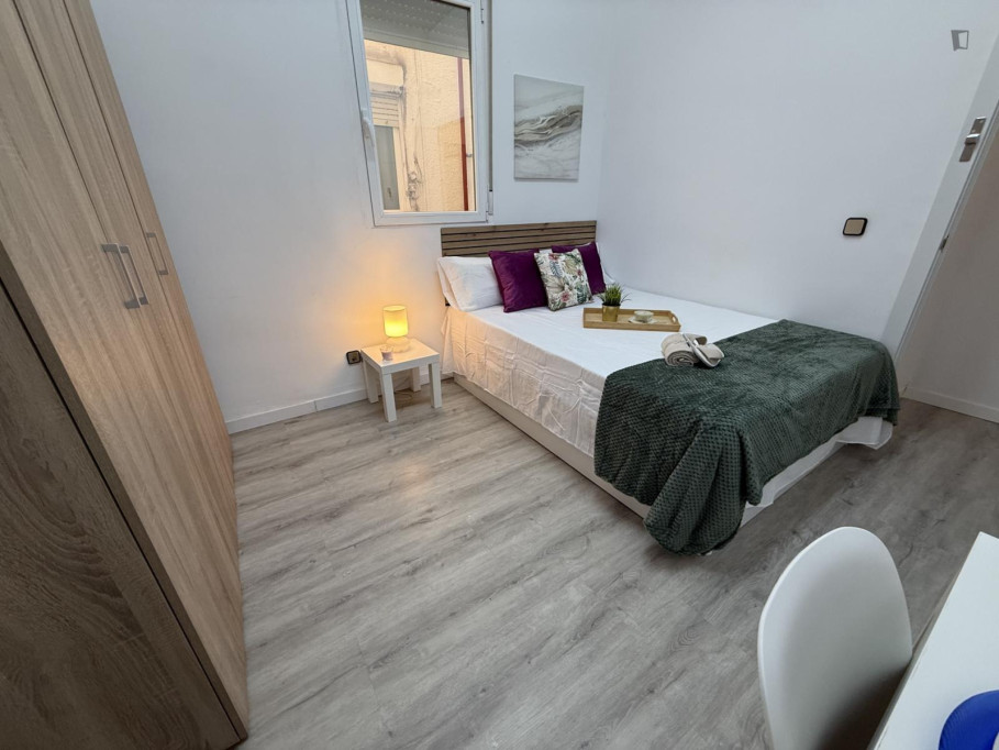 Homely double bedroom in Arapiles - Madrid - chambre - ImmoJeune
