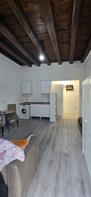Studio, with outdoor area - Bergamo - chambre - ImmoJeune