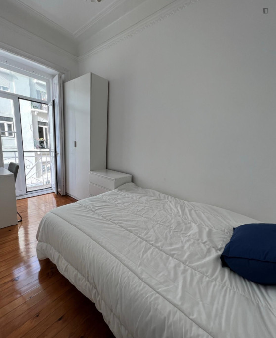 Nice single bedroom not too far from IST - Lisbonne - chambre - ImmoJeune