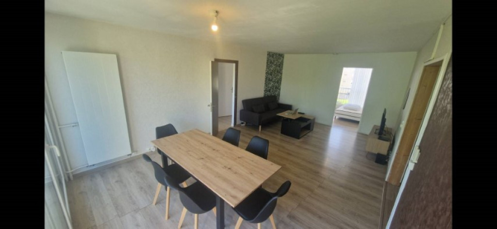 120m² Private room in a flatshare for 5 people