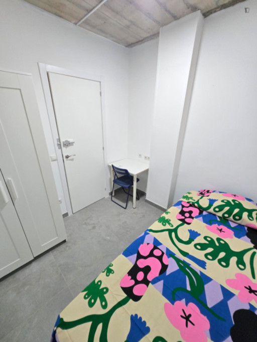 Neat single bedroom in in the Ciutat Vella district - Valence - chambre - ImmoJeune