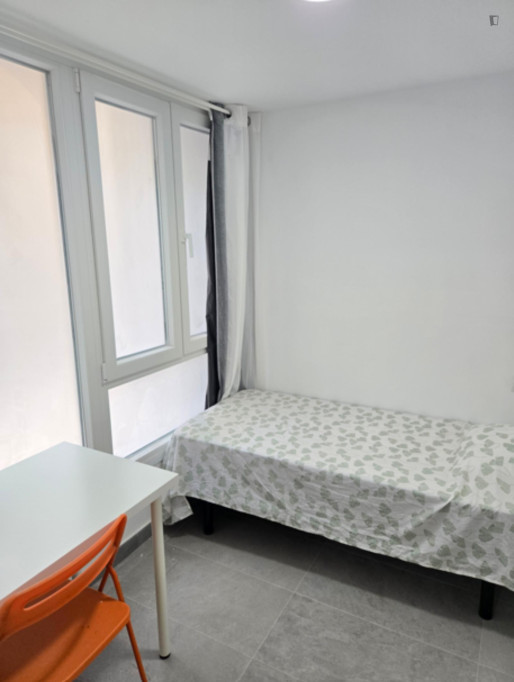 Cosy single bedroom in El Pilar - Valence - chambre - ImmoJeune