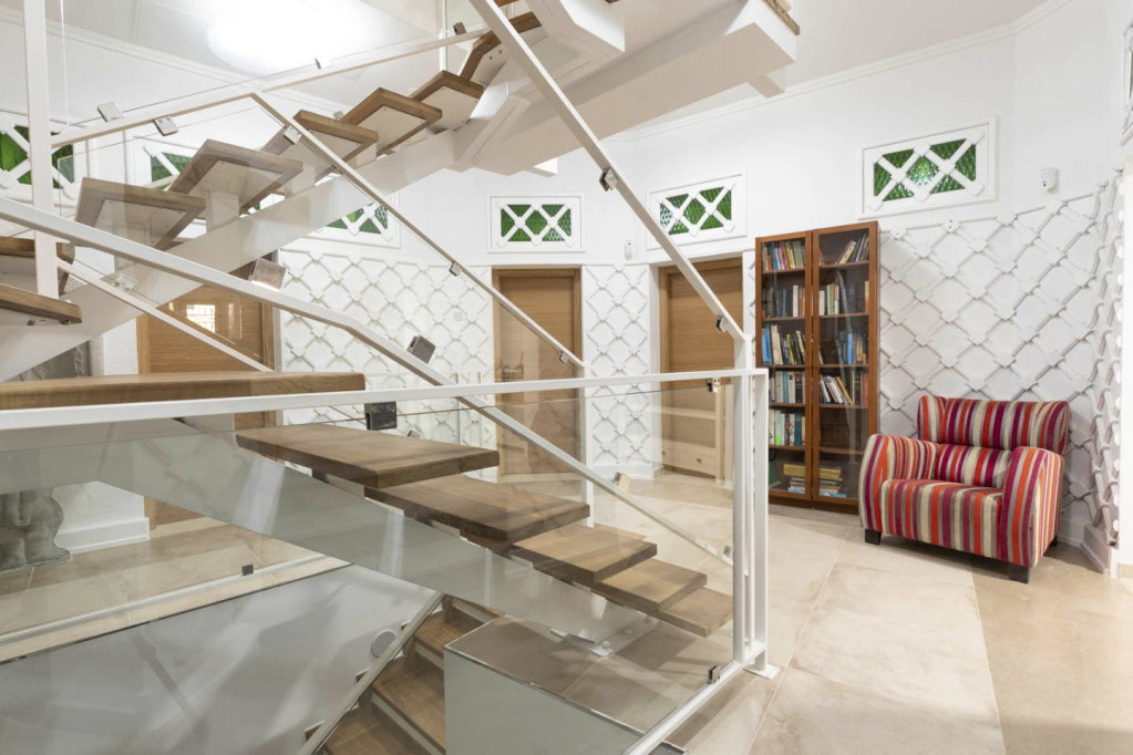 Elegant Coliving Retreat with Boutique Touch in Exclusive Ciudad Jardín