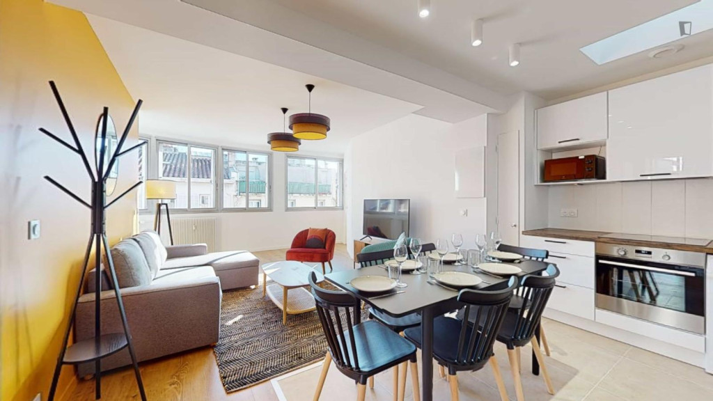 Admirable double bedroom near the Estrangin metro 