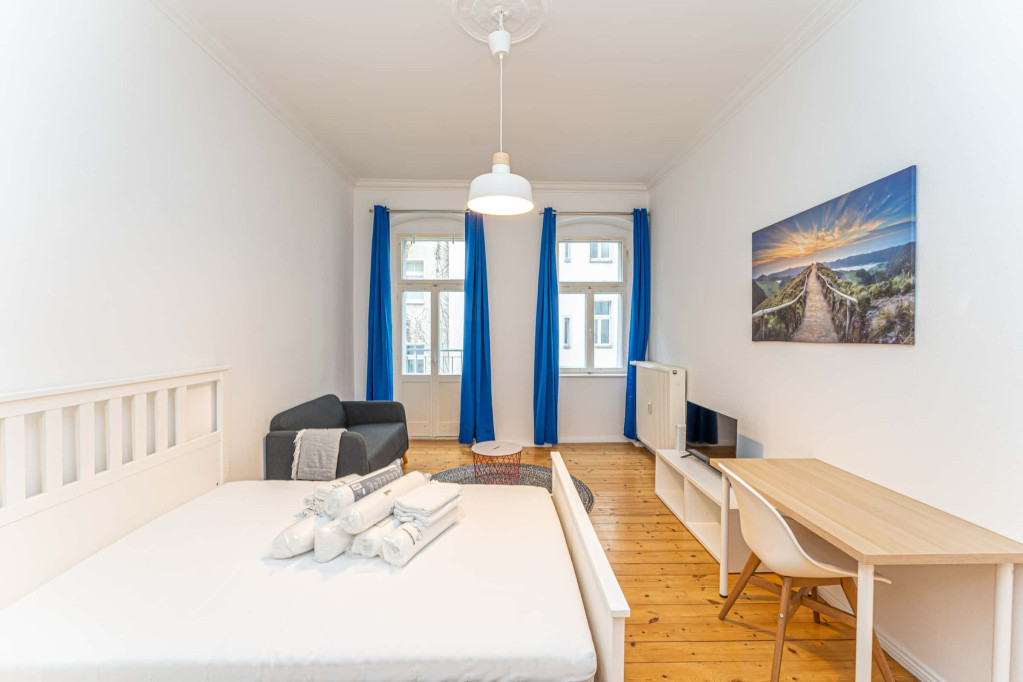 Wisbyer Straße - Studio Apartment