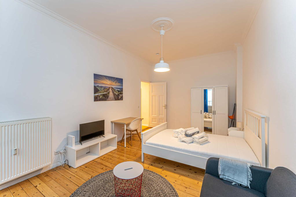 Wisbyer Straße - Studio Apartment