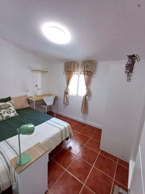 Cozy double bedroom in wonderful coliving next to the beach - Valence - chambre - ImmoJeune