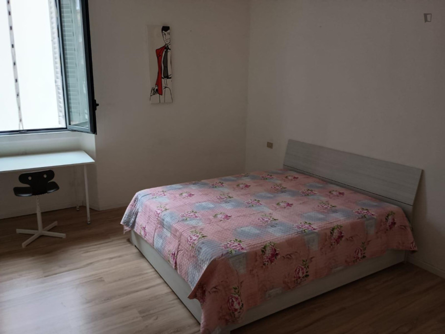 Single bedroom in 2-bedroom apartment - Milan - chambre - ImmoJeune
