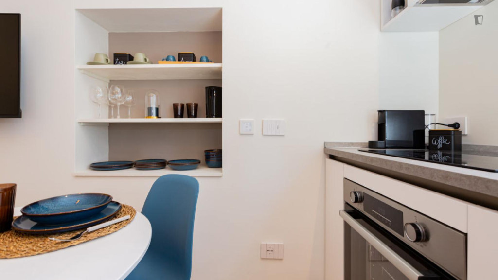 Delightful 1-bedroom apartment in Isola