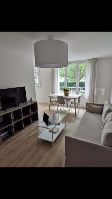 COURS EDOUARD VAILLANT APPARTEMENT 21 RDC