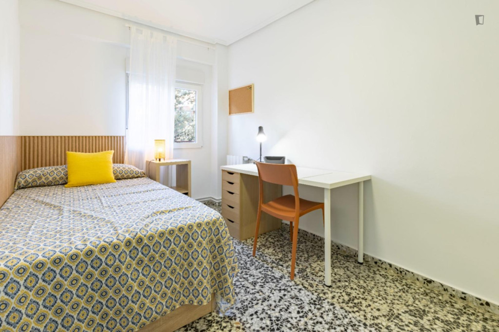 Neat single bedroom in Els Orriols - Valence - chambre - ImmoJeune