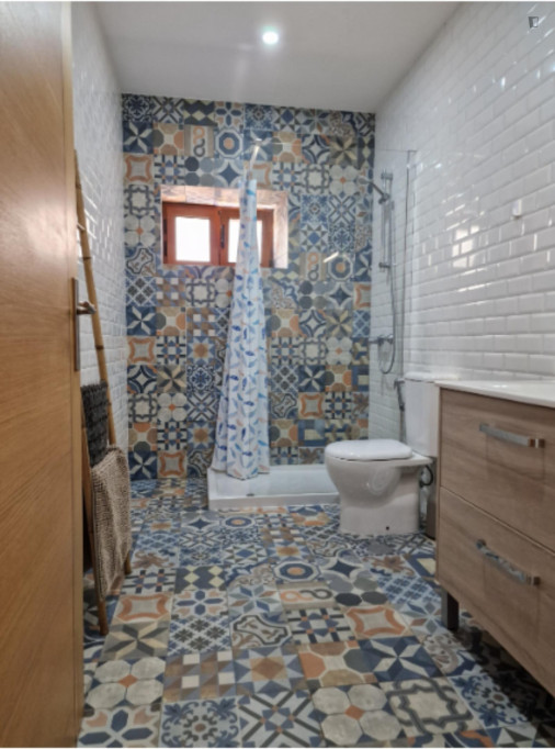 Comfy Double Bedroom close to  Monastery MAICII DOMNULUI