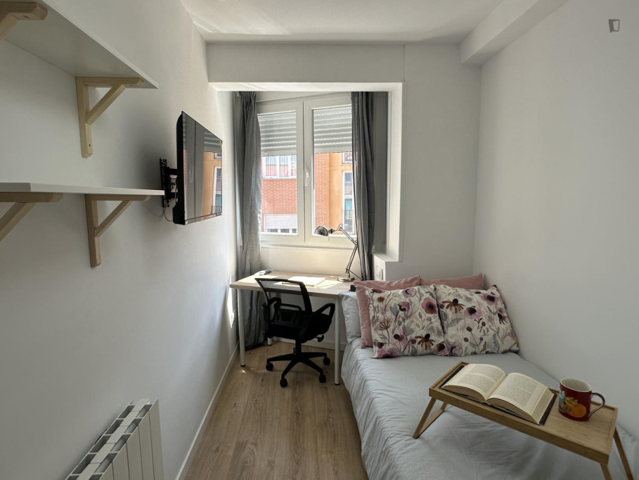 Comfy single bedroom in Vista Alegre - Madrid - chambre - ImmoJeune