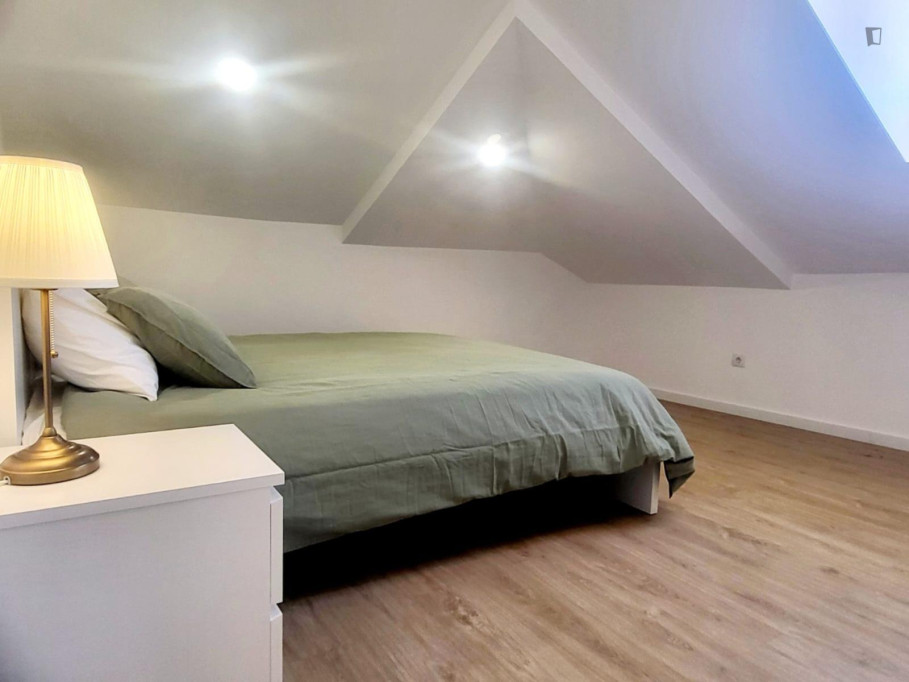 Charming duplex near Praça do Quebedo train station
