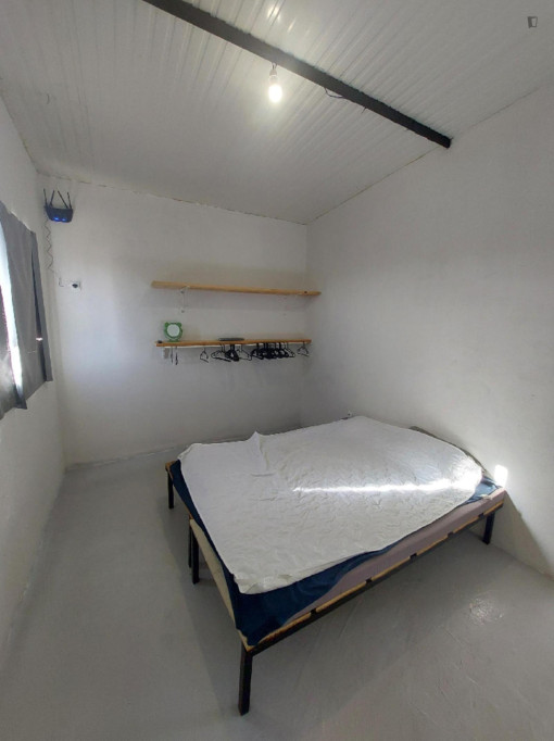 Nice Double Bedroom close to Vale do Paraíso Viewpoint