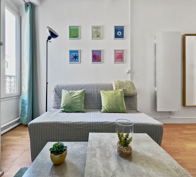 Studio Cozy 2P - Facing Arc Triomphe