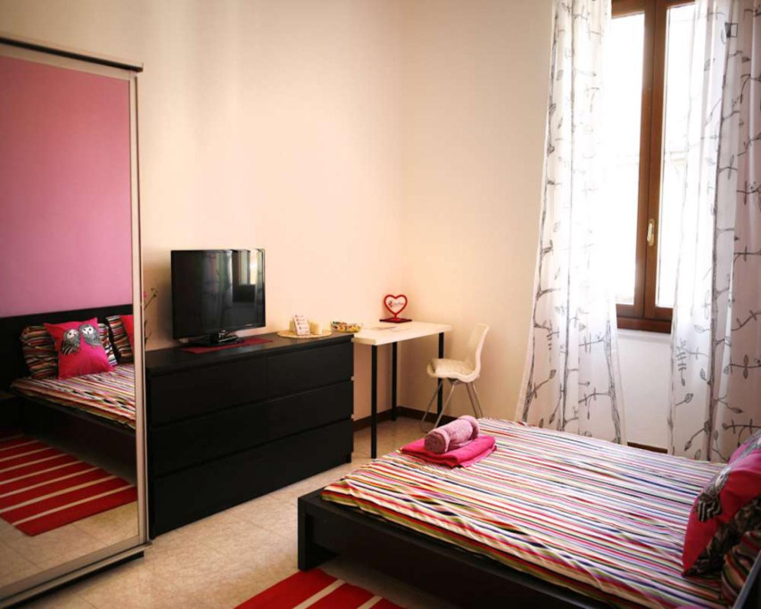 Charismatic single bedroom close to Stazione Centrale - Milan - chambre - ImmoJeune