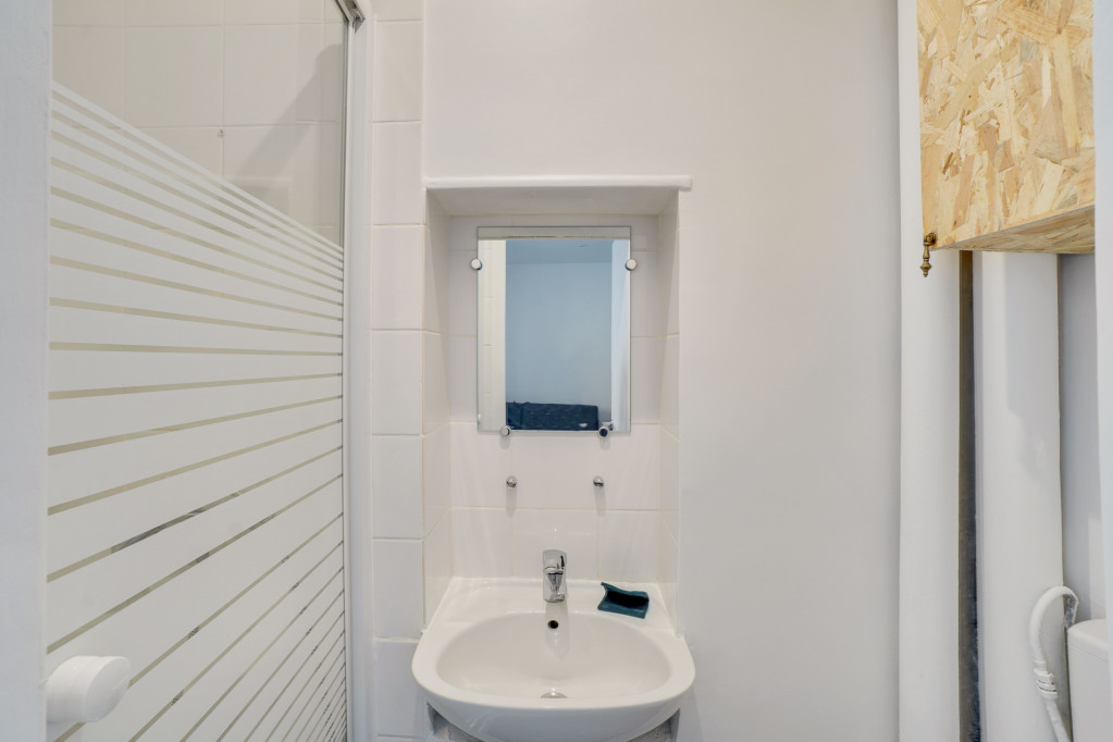 Renovated studio in the heart of Paris in Montorgeuil between Marais and Opéra.