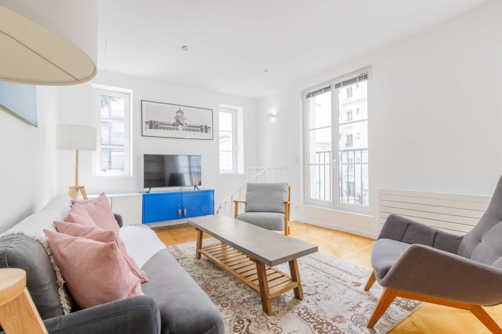 Stunning 47m2 Triplex Apartment on the Ground Floor with Courtyard View