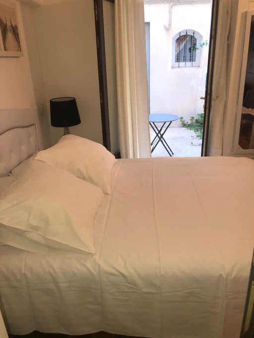 Cosy apartment 2 rooms private Rue saint Charles 75015 Paris disponible en MAY