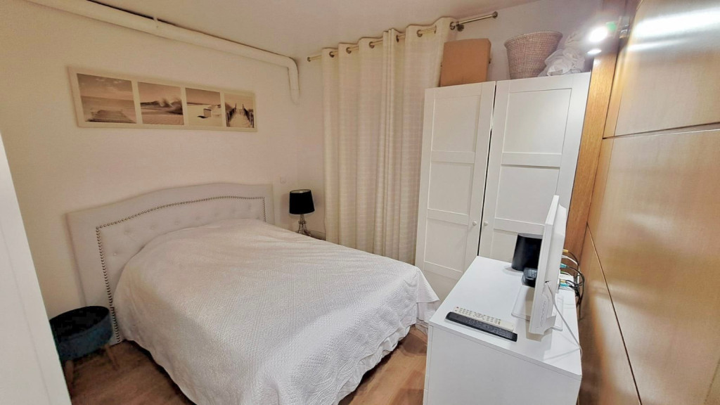 Cosy apartment 2 rooms private Rue saint Charles 75015 Paris disponible en MAY