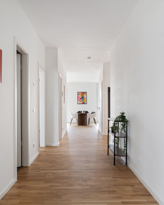 Fashionable 4-Room Apartment ART DECÓ I Balcony I Family-friendly I next to Mercedes & US Army I Kitchen I Home Office