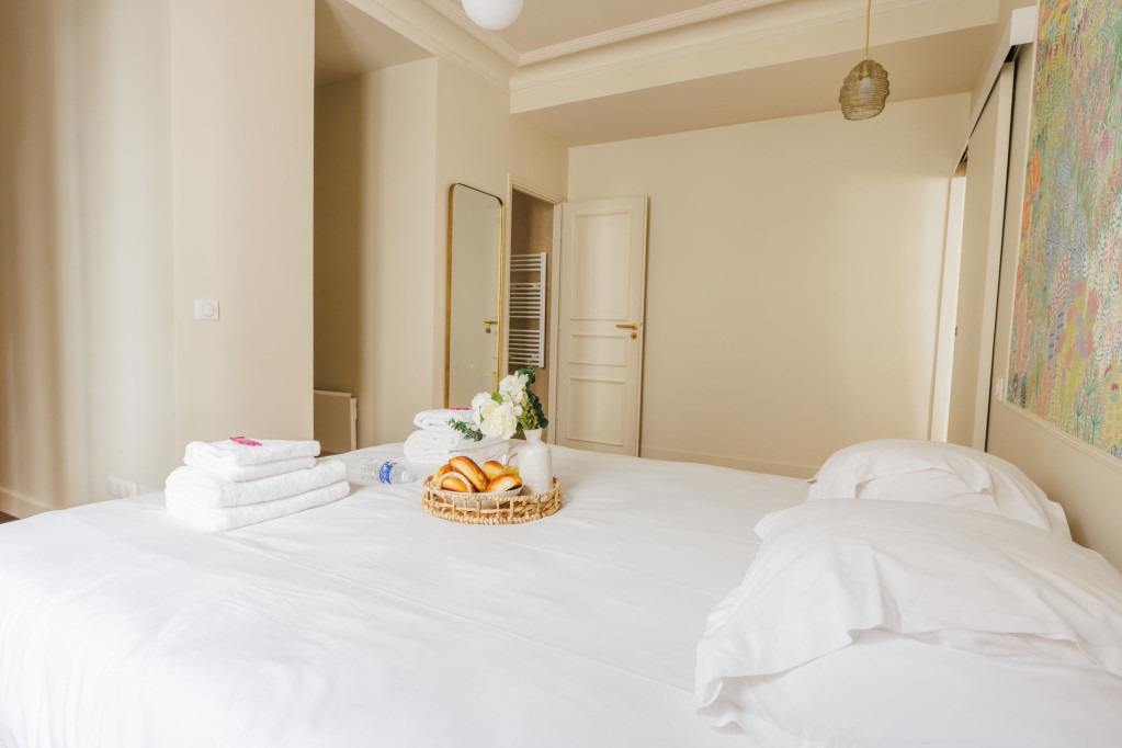 Gorgeous 60m² 1st Floor Apartment: Modern Comfort and Amenities