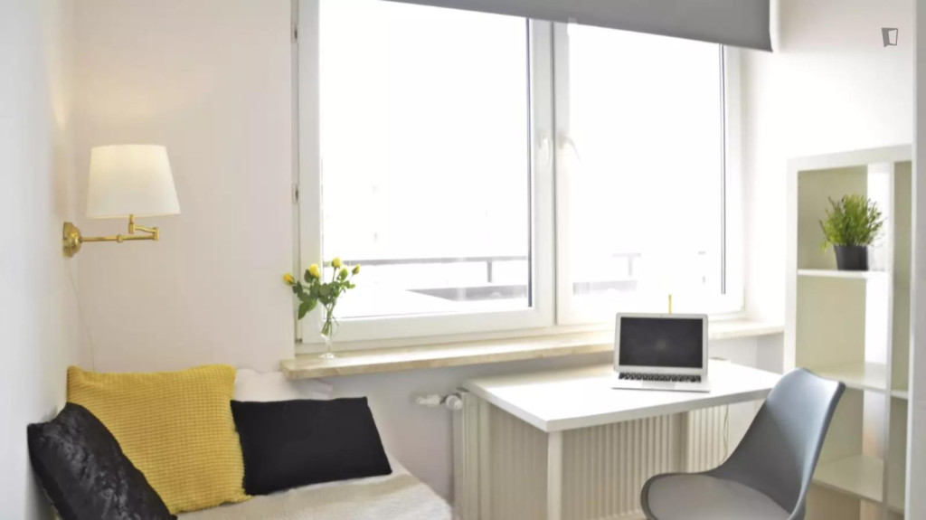 Pleasant single bedroom near the Stadion Narodowy metro