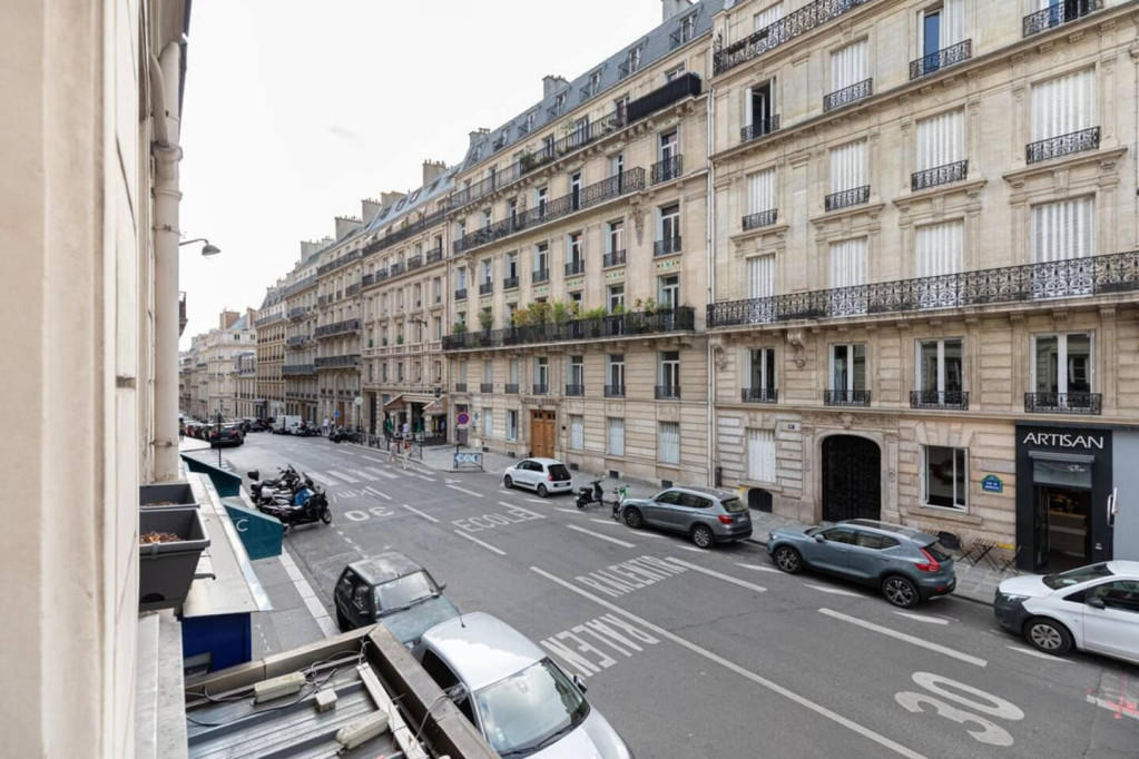 Charming 1-Bedroom Apartment - Parc Monceau 17th