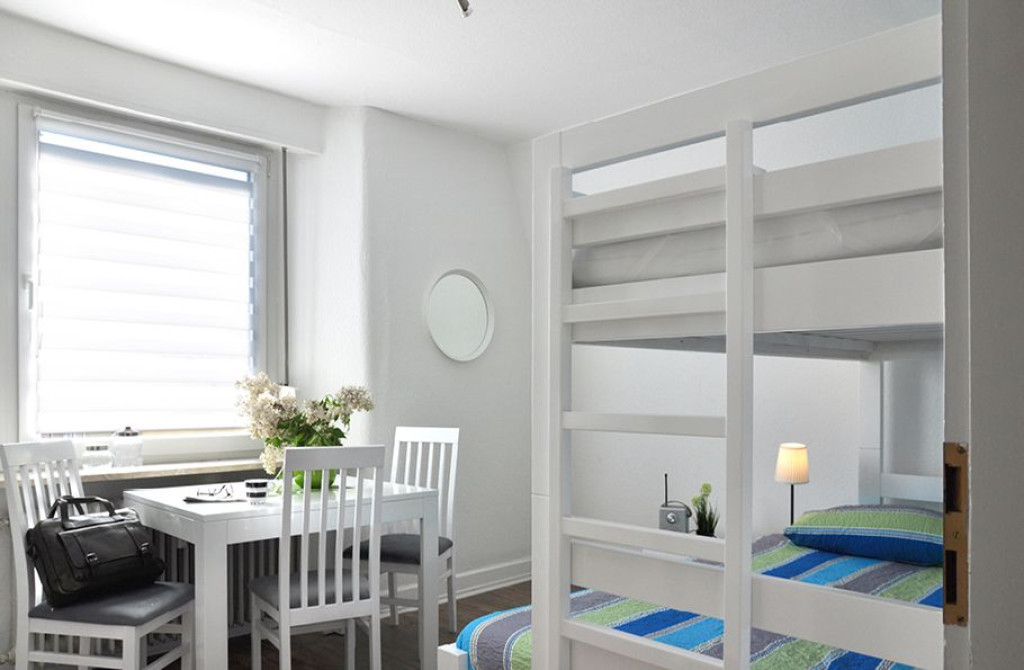 Modern fully equipped apartment _ central location (Ludwigsburg)