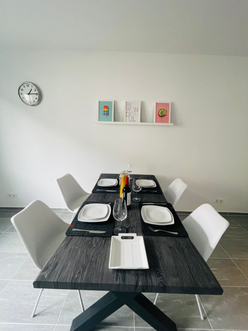 modern*zentral*Netflix*Nespresso*workingspace