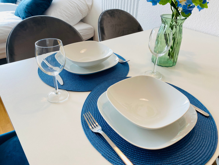 KYANIT APARTMENT: FREE PARKING + POOL + NETFLIX