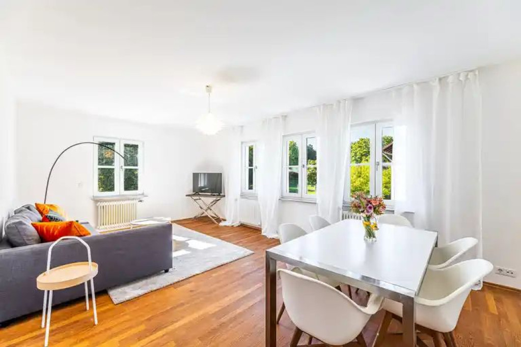 Bright and cute loft in Nürnberg