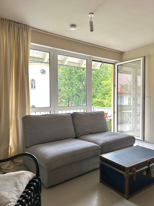 Bright and comfortable living in Obergiesing