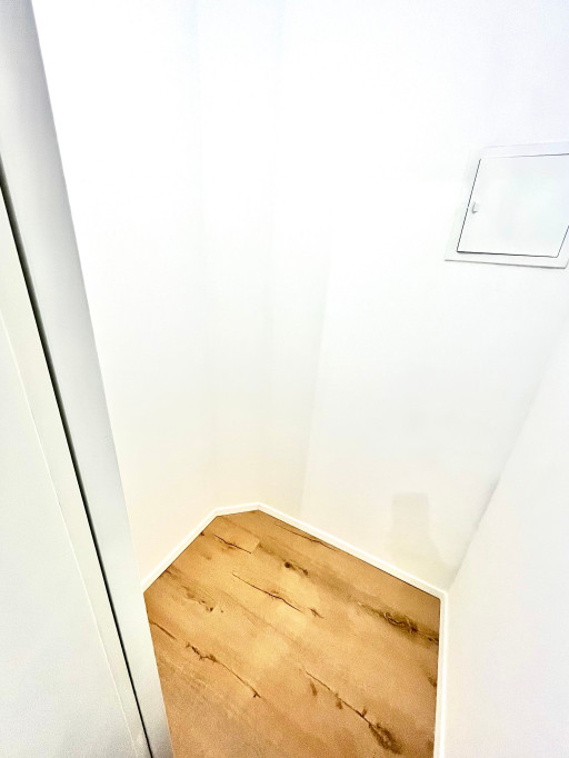 Newly renovated and fully furnished 3-room apartment in a central location in Karlsruhe