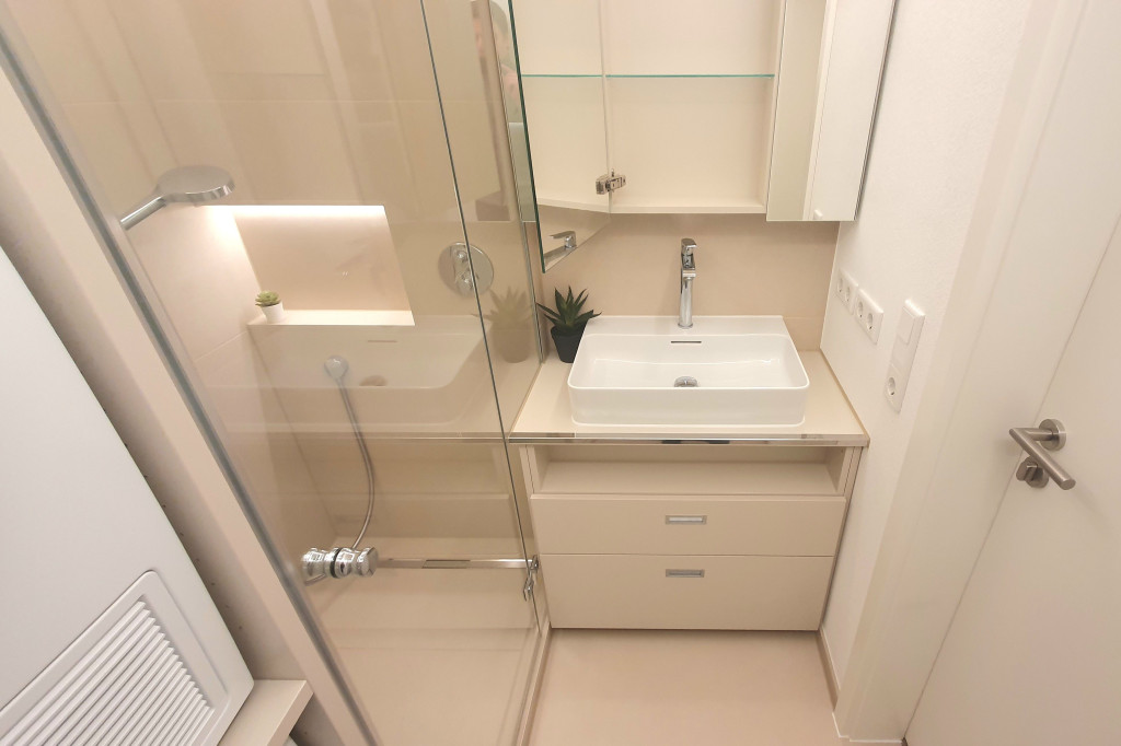 A touch of luxury in 3 rooms with balcony