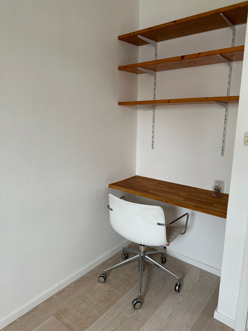 New and charming suite in vibrant neighbourhood