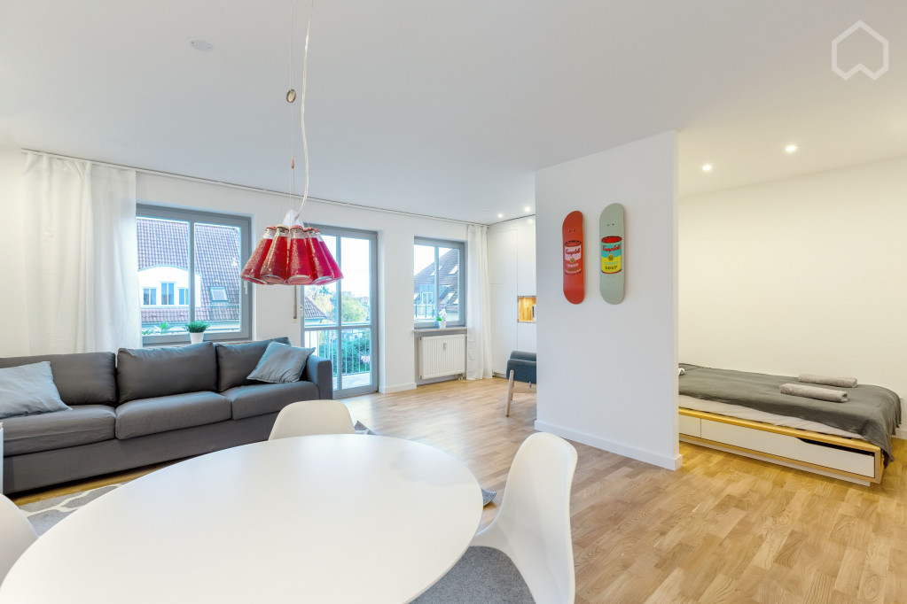 Cute and new flat close to park