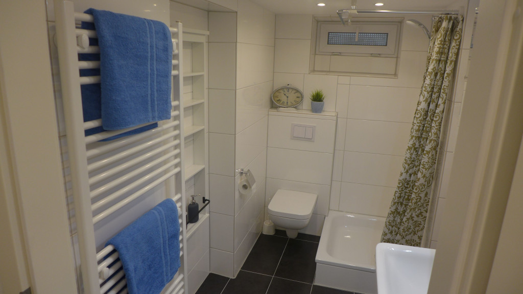 Neuenheim, 2 rooms, 1 km university, 400m, Neckar, newly renovated / furnished