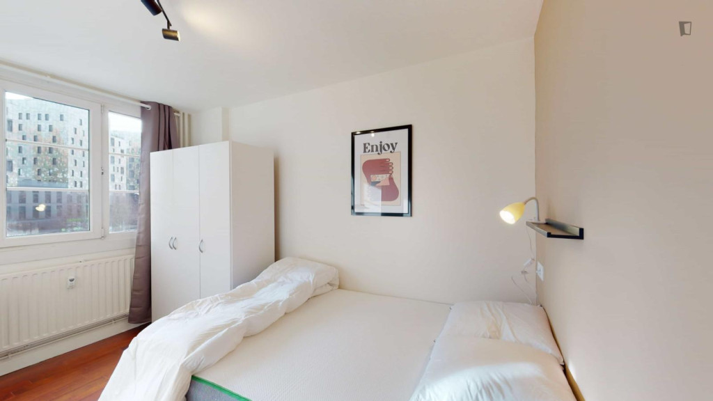 Luminous double bedroom in Lille-Centre