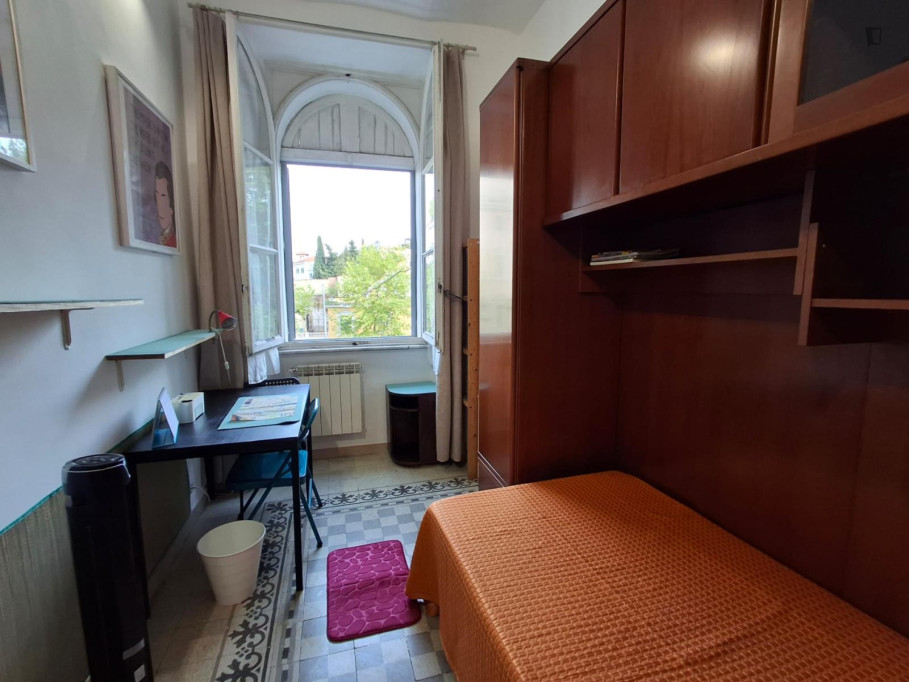 Single bedroom in 5-bedroom apartment - Rome - chambre - ImmoJeune