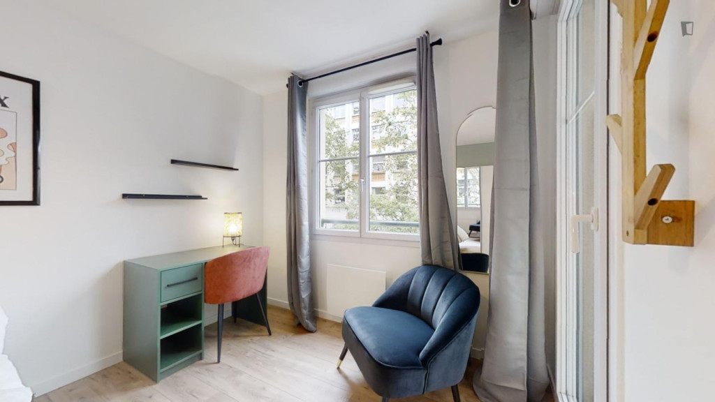 Interestimg double bedroom near Faculté de Médecine