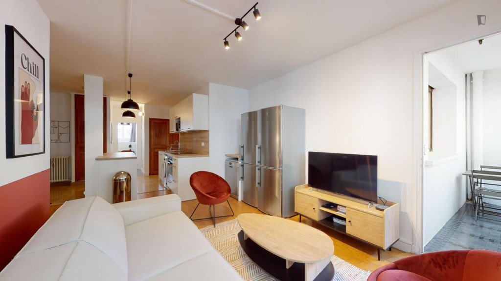 Snug double bedroom near the Part Dieu train station