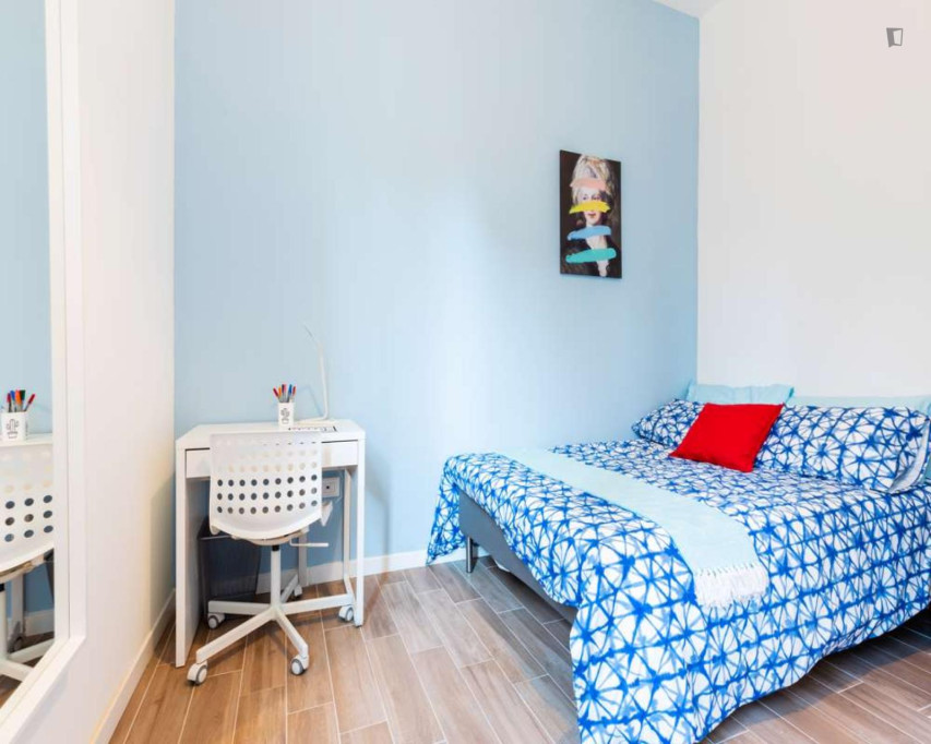 Neat double bedroom in Mazzini - Bologne - chambre - ImmoJeune