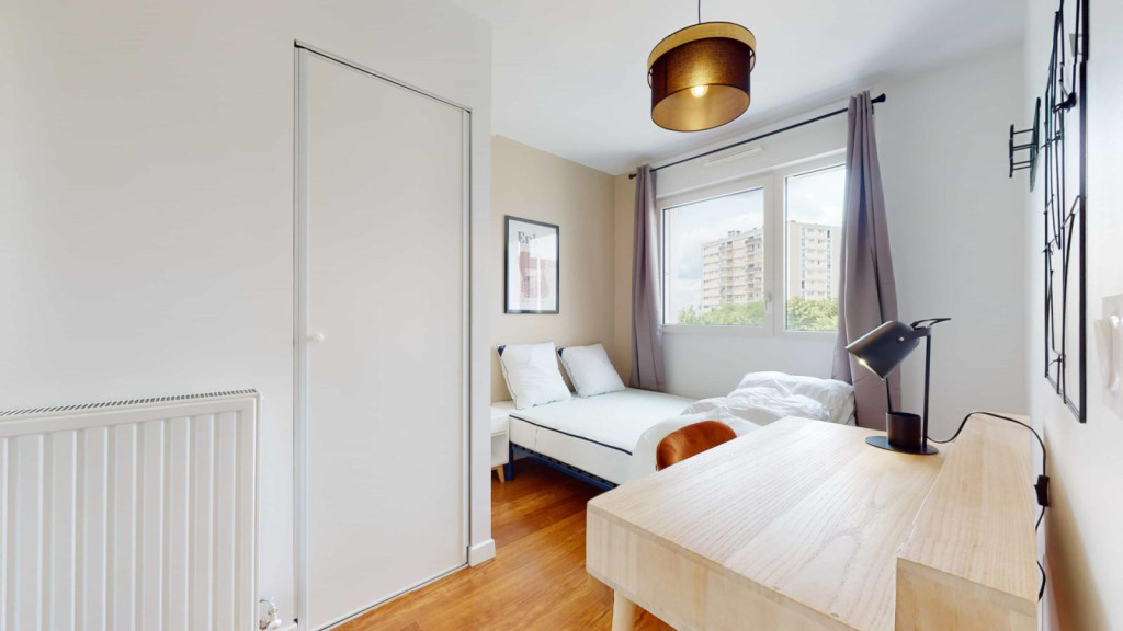 Delightful double bedroom near Université Paris Nanterre