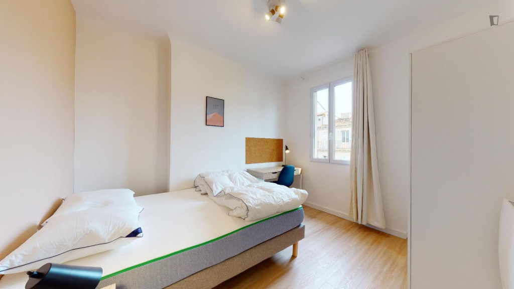 Marvellous double bedroom in Saint-Charles