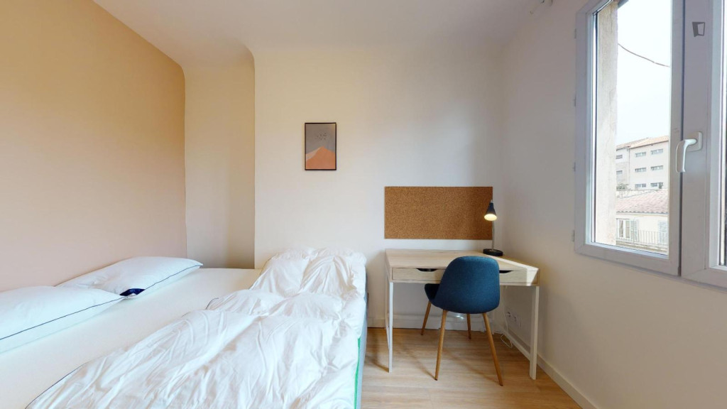 Marvellous double bedroom in Saint-Charles
